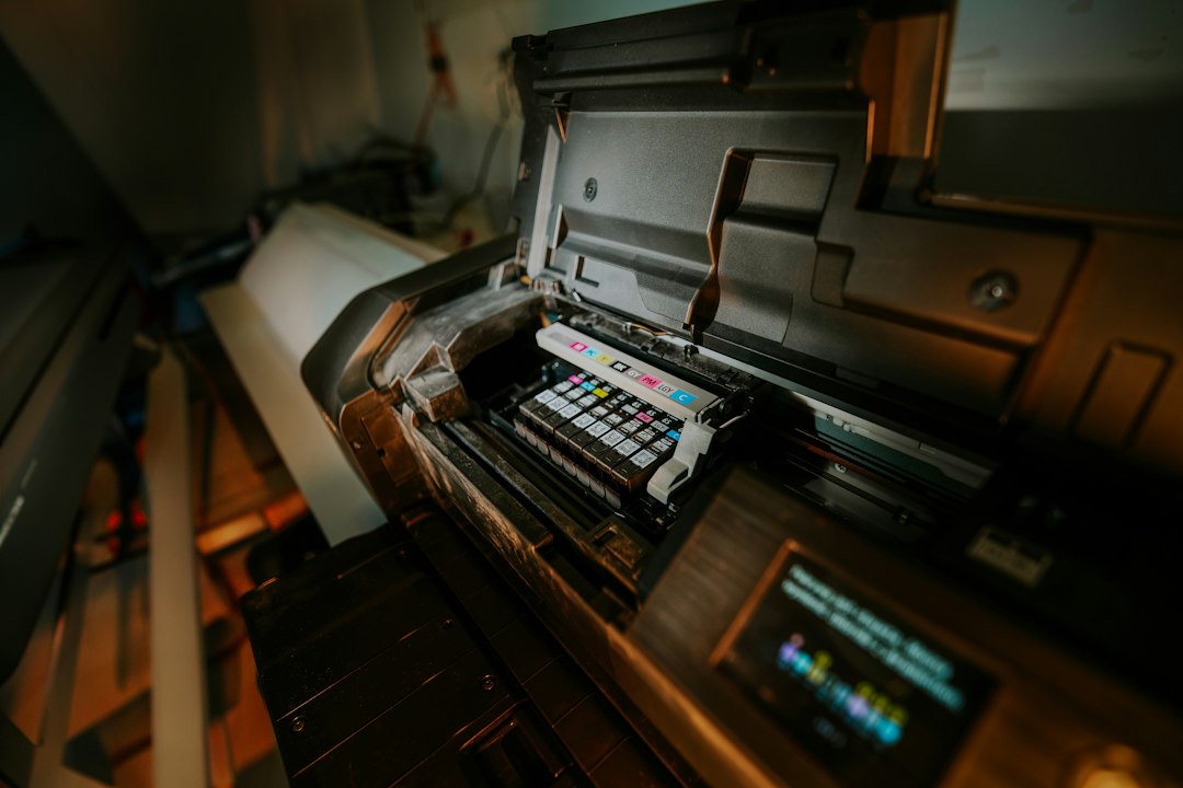 Printer mono vs color untuk kantor